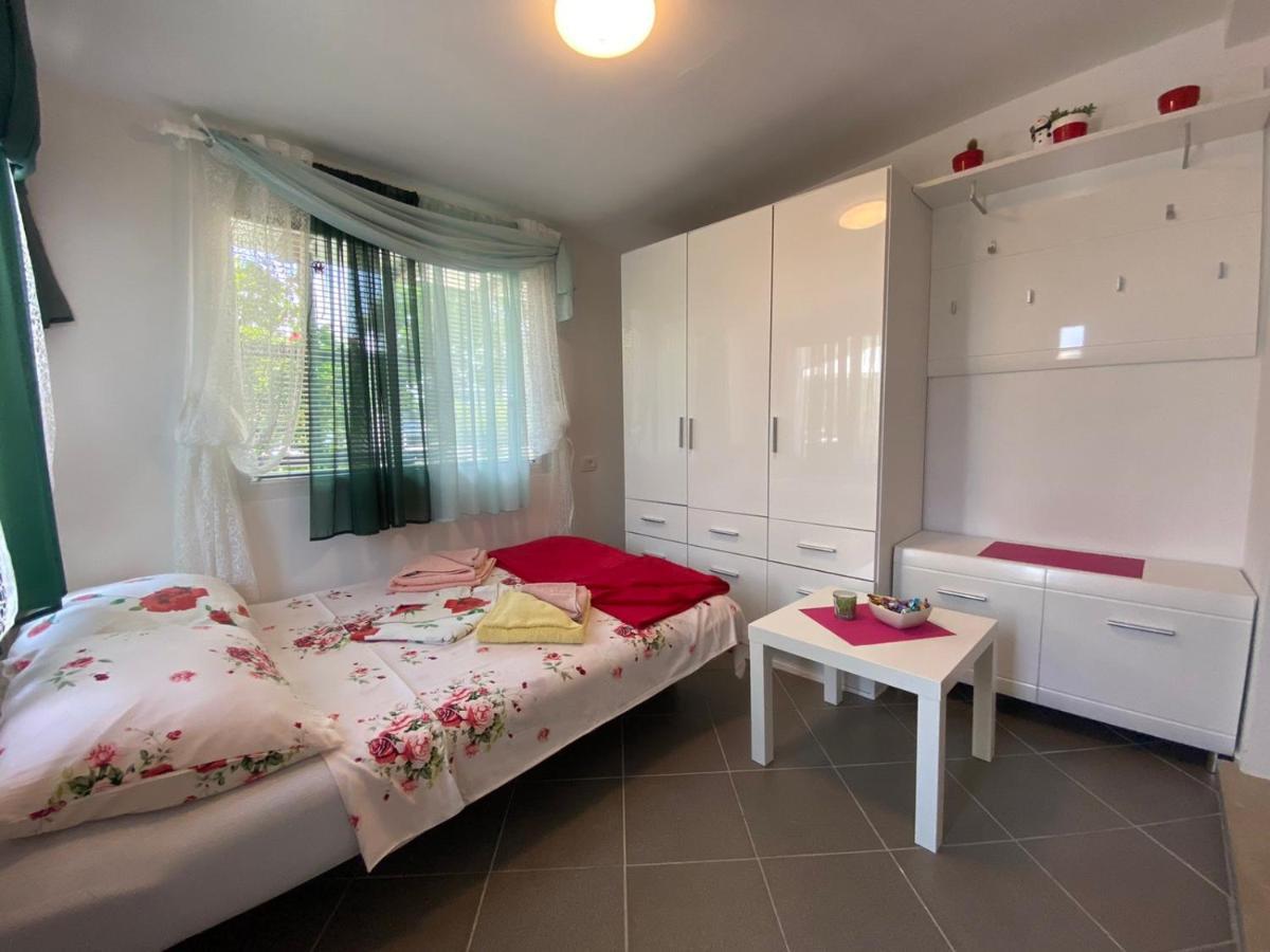 Green Place Apartments 波尔托罗 外观 照片